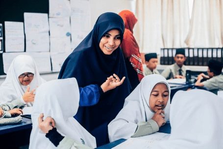 Community Support and Muis Enriching Asatizah in Madrasah